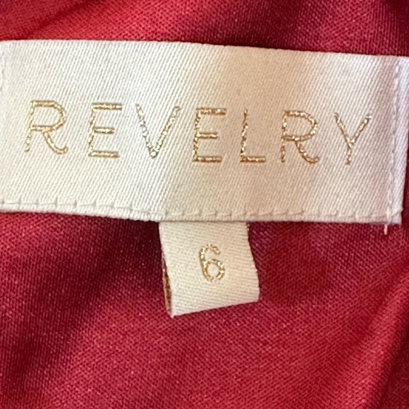 Revelry Dawson Velvet Dress in Burgundy Side Gathering and Built in Bra size 6 - Picture 4 of 8